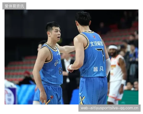 CBA北京外线突分配合顺畅完成制胜上篮
